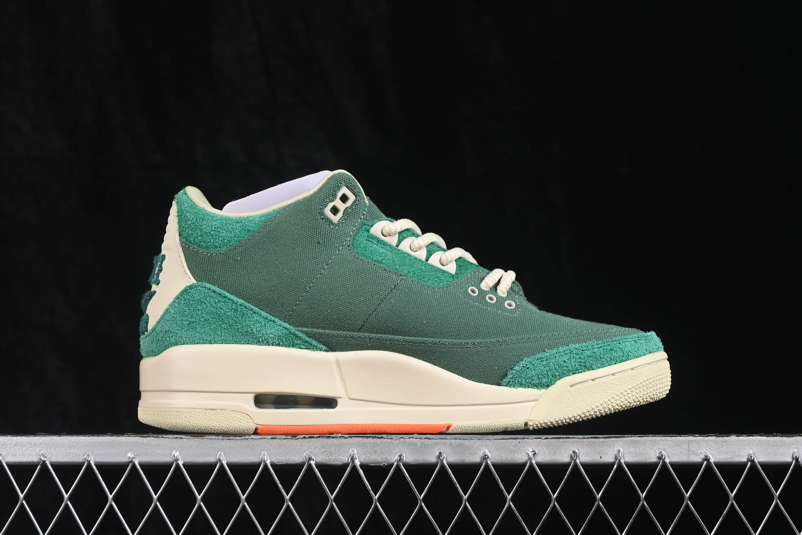 All categories Air Jordan Jordan series basketball shoes Air Jordan 3 Special offer Nina Chanel Abney x Air Jordan 3 Retro AJ3 Joe 3 New York artist jointly signed FZ7974-300